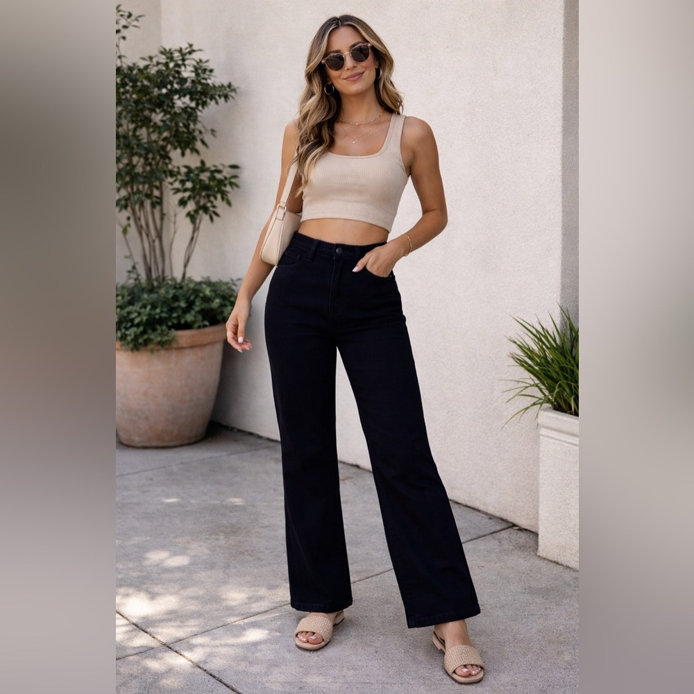 High-Rise Wide-Leg Jeans — Black
